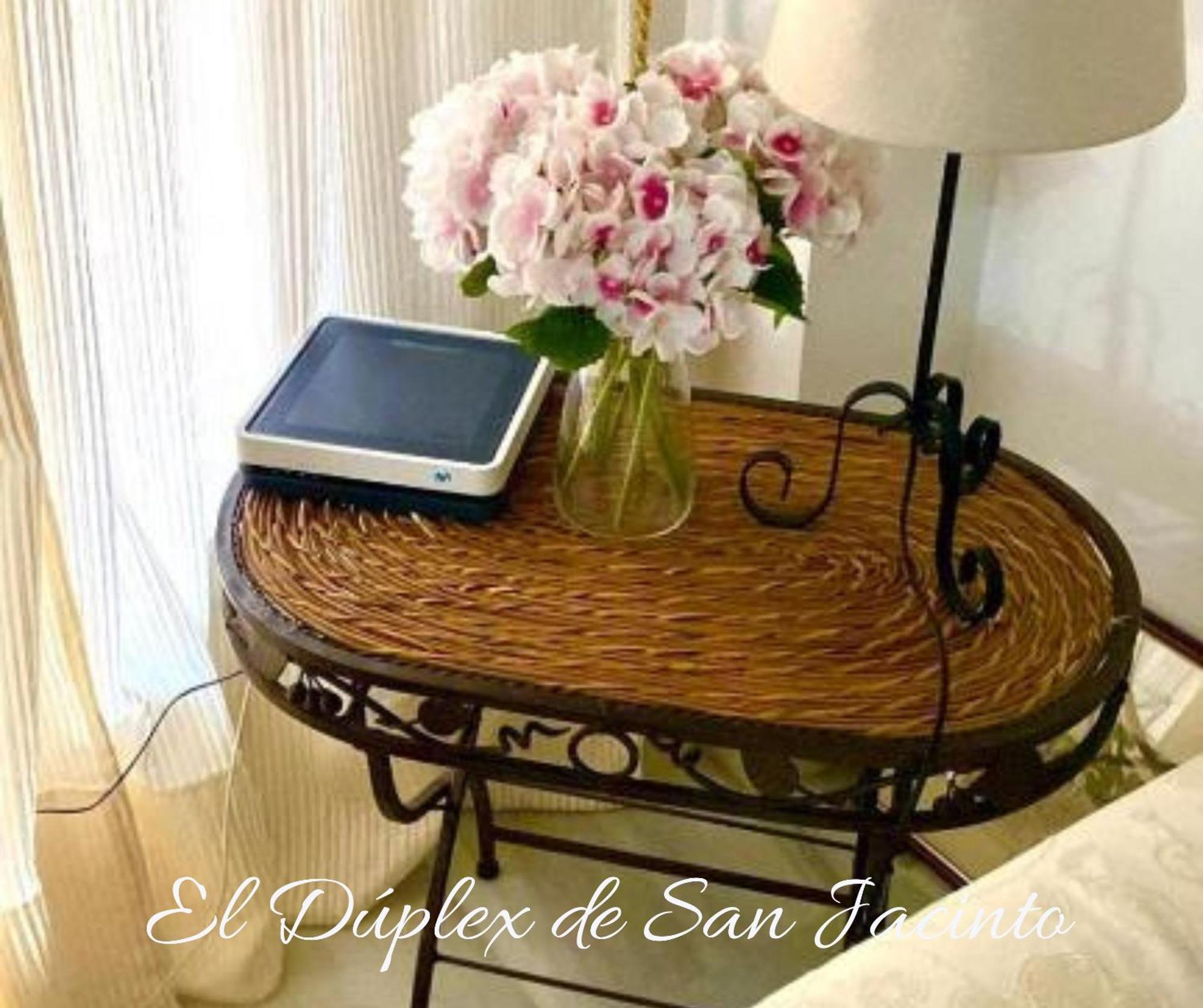شقة El Duplex De San Jacinto إشبيلية المظهر الخارجي الصورة