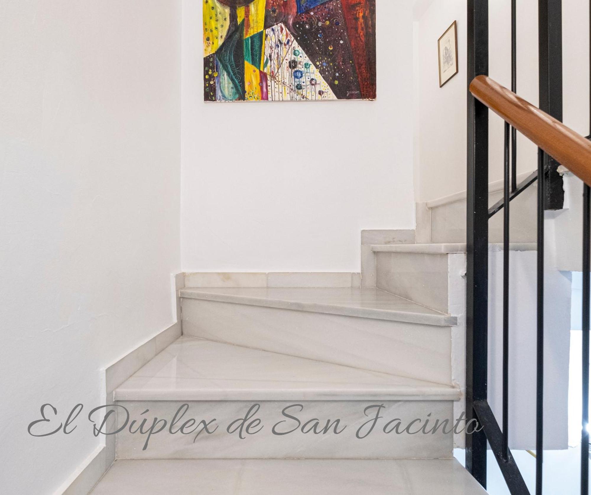 شقة El Duplex De San Jacinto إشبيلية المظهر الخارجي الصورة